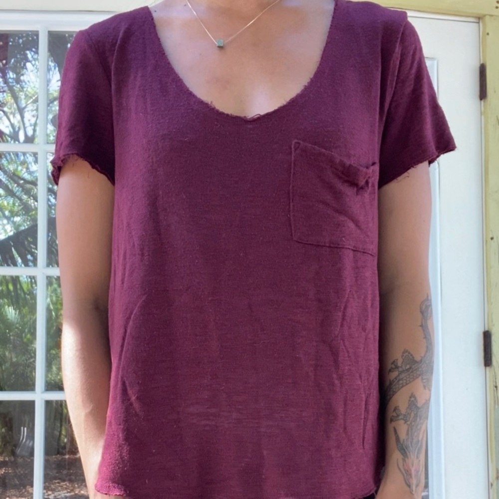 American Eagle flowy shirt